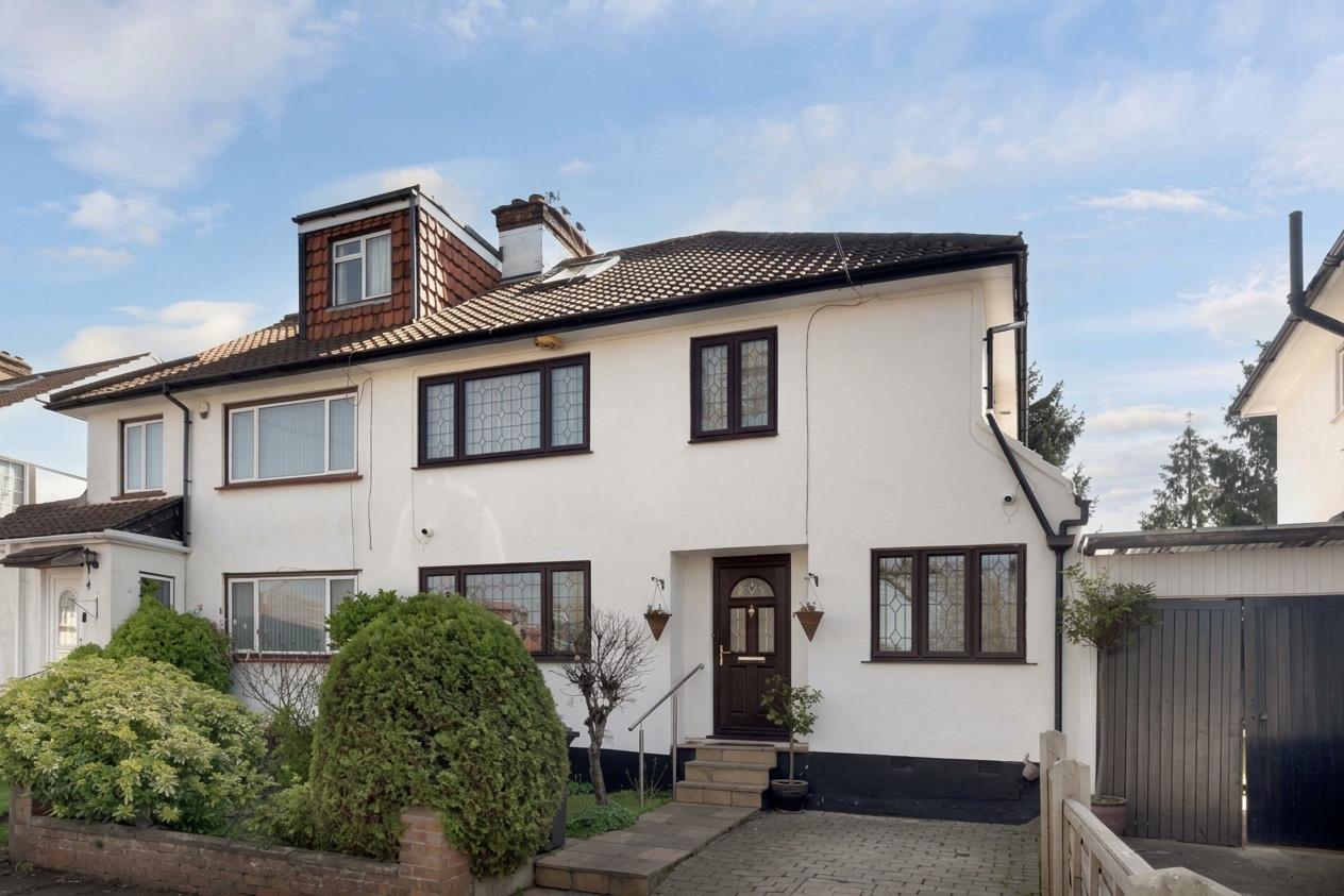 Laurel Gardens, Mill Hill, NW7, London